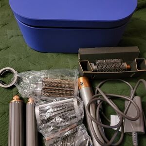 Dyson Hair Styling Set with Blue Case